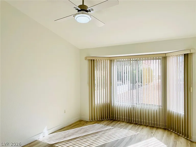 8905 Pennystone Ave — Photo 16
