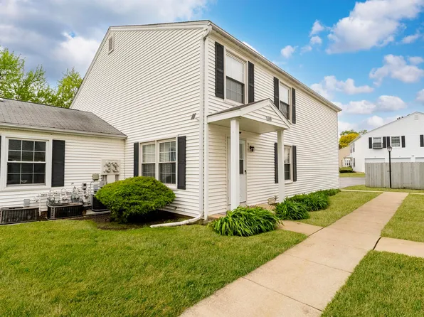 1261 Prairie Ave Unit B, Glendale Heights, IL 60139