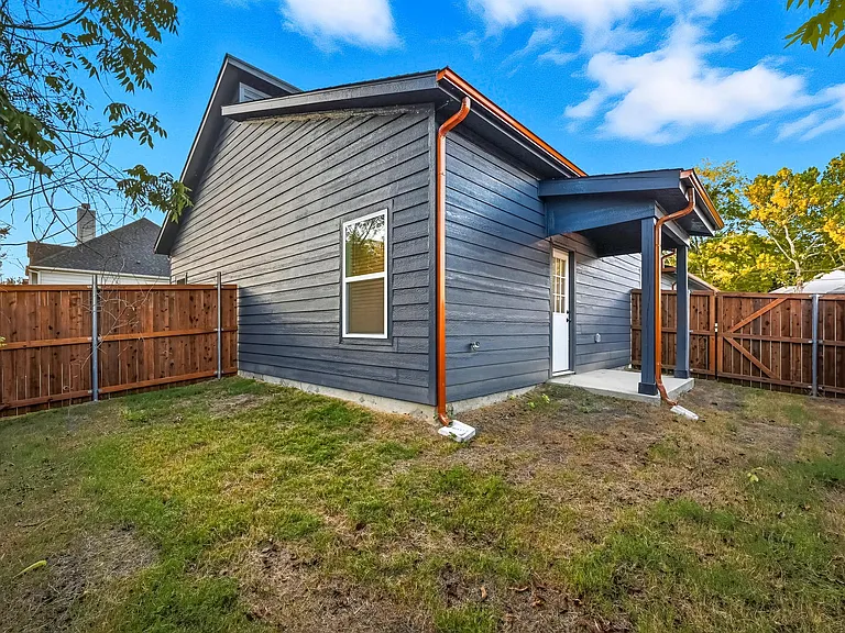 1315 Oneal St #STREET;-B — Photo 16