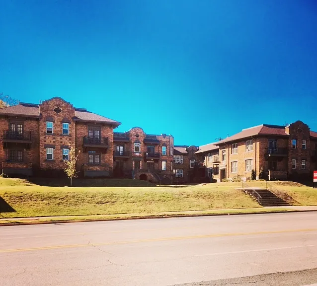 Park Terrace Apartments — Photo 13