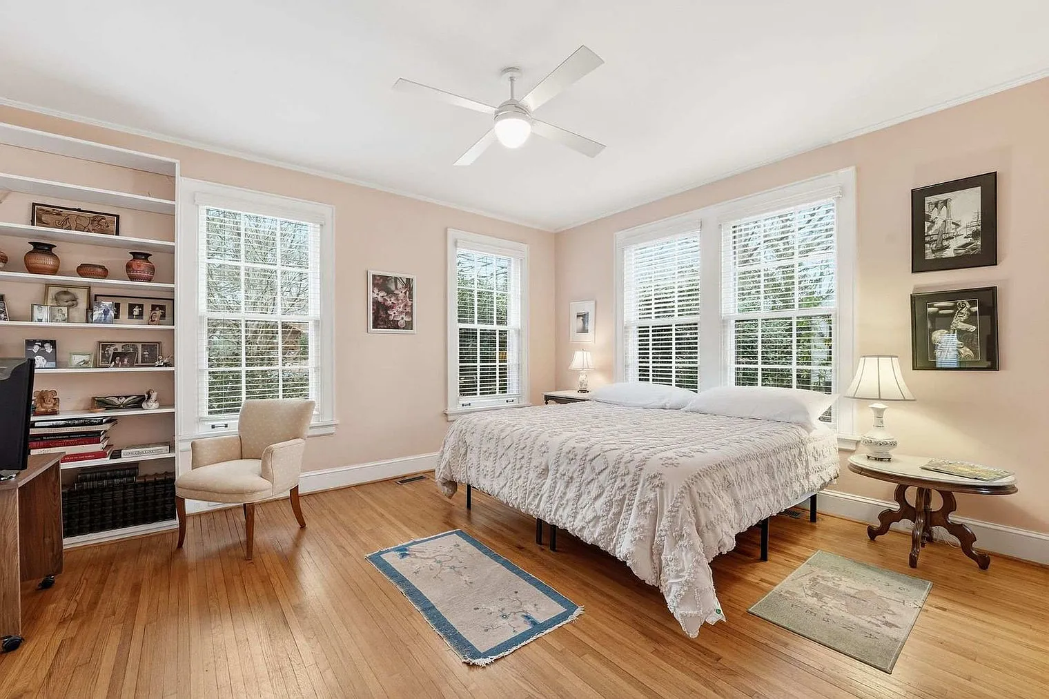 5 bed, 3.0 bath, 2507 sqft, $7,574 — Photo 4