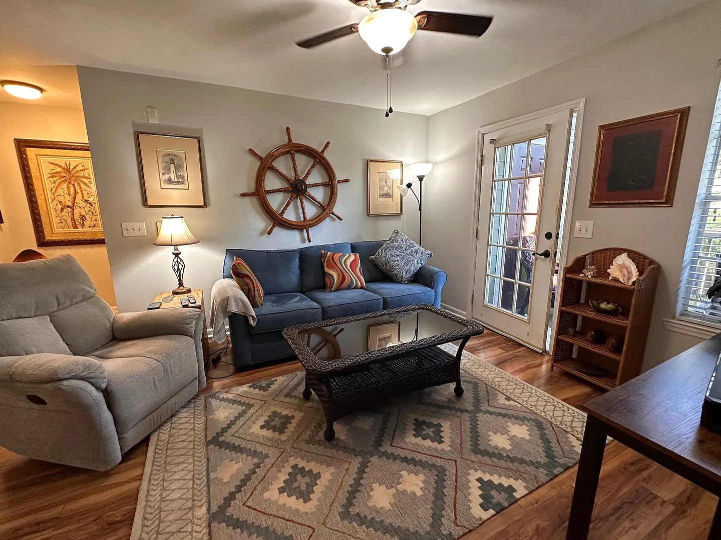Ground Level, Lake View, Tons of Amenities! Close to The Island — Photo 4