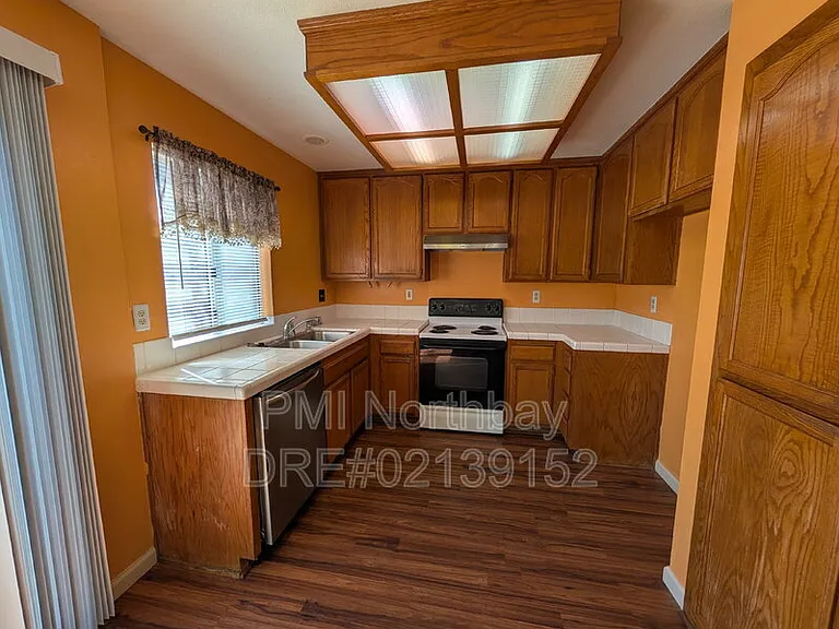 317 Ridgecrest Cir — Photo 7