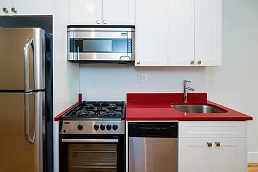 Rented by SCOUTBK.COM