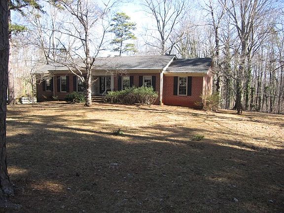 4th image of 166 Mill Village Cir