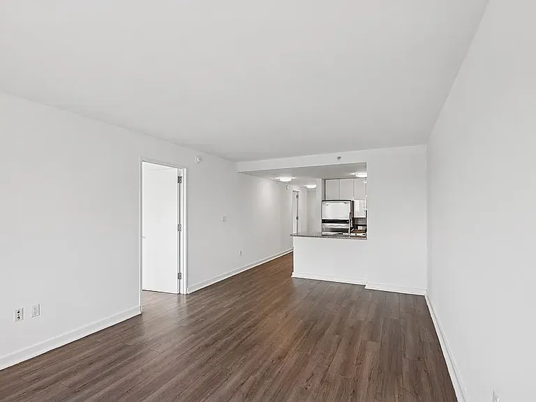 153-30 89th Ave #838 — Photo 7