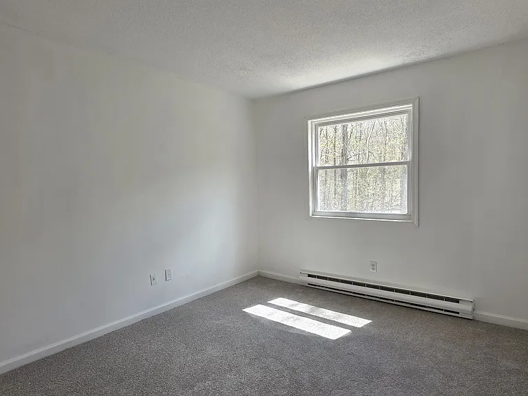 362 Somerset Dr — Photo 8