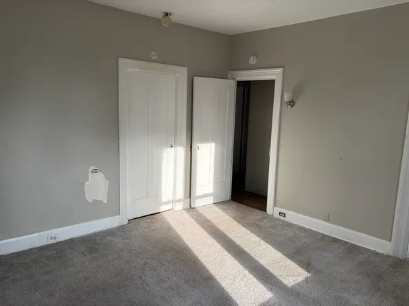 516 Franklin St #2, Sandusky, OH 44870