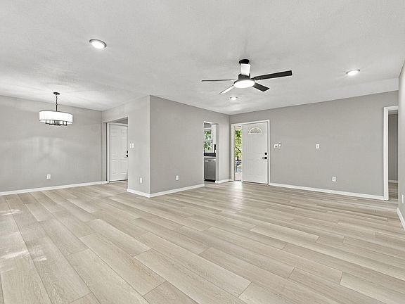 4th image of 3046 W Countryside Drive