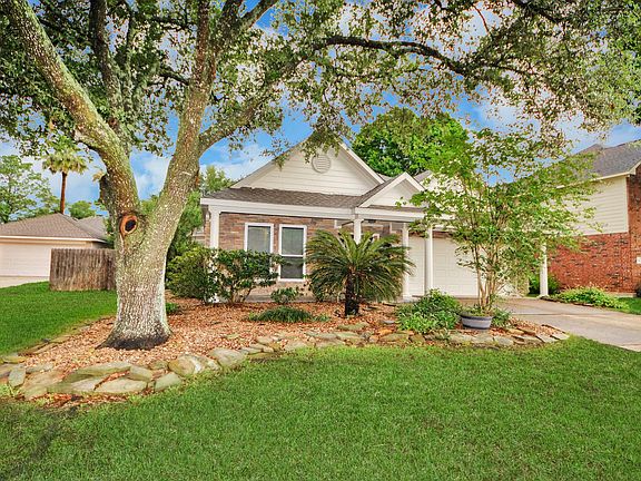 3rd image of 5622 Pinaster Pointe Ln