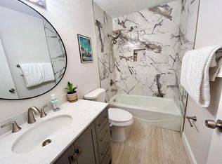 2840 W Rainbow Cir APT C3, Sarasota, FL 34231