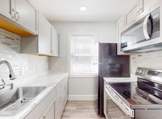 5 Ropes St #2, Salem, MA 01970