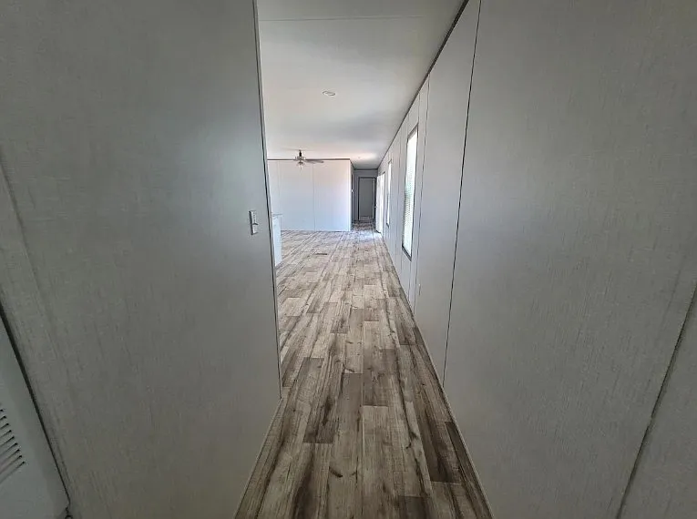 8801 Private Road 7325 — Photo 9