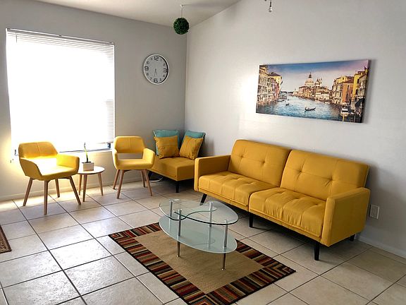 3rd image of 262 Bamboo Dr #B