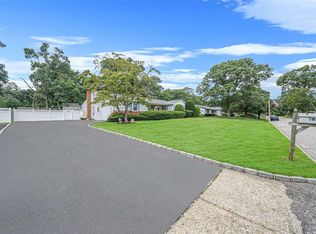 18 Half Hollow Rd, Selden, NY 11784