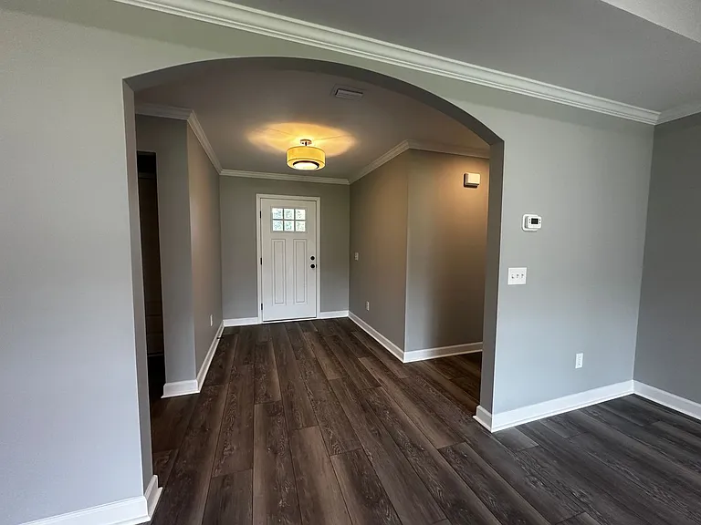 103 Brandi Ave — Photo 2