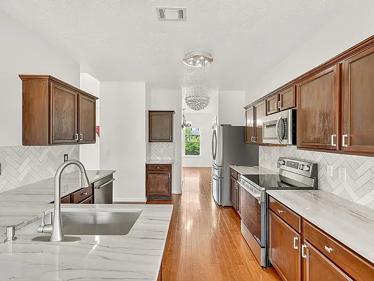 7296 Autumn Crossing Way — Photo 17