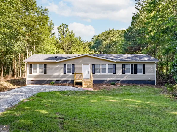 181 Cherry Cir, Hartwell, GA 30643