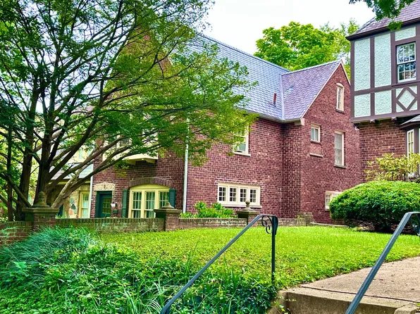 4422 Greenwich Pkwy NW, Washington, DC 20007