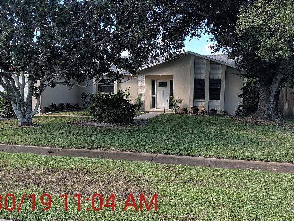 1st image of 239 Cinnamon Lake Cir