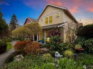 10701 NE Kingston Meadows Cir, Kingston, WA