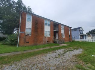 215 Columbus Ave #B, Suffolk, VA 23434