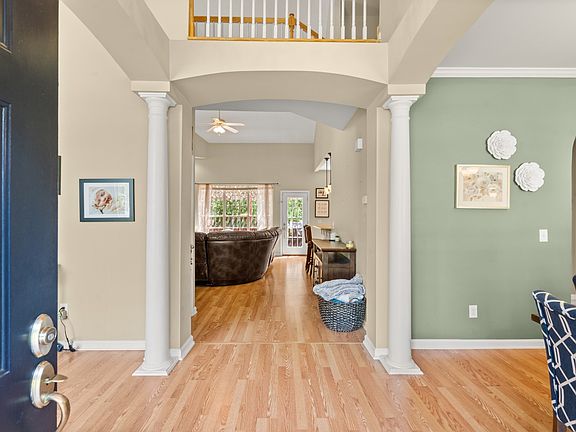 5th image of 7129 Forrest Oaks Dr