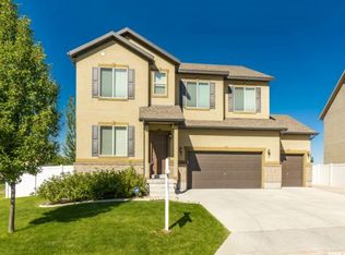 3215 N Falcon Way, Layton, UT 84040