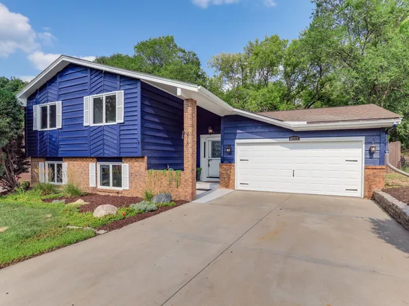 13229 Court Pl, Burnsville, MN 55337