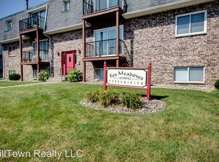 3045 4th St APT 10, Moline, IL 61265