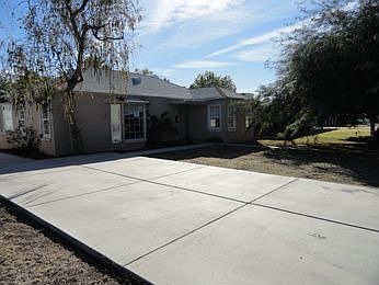 1st image of 4421 N 18th St