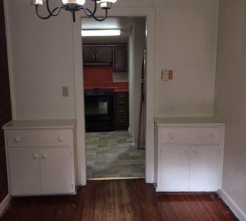 5th image of 2705 Galloway St SE