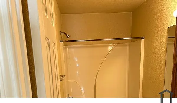 220 Ryan Cir #B — Photo 7