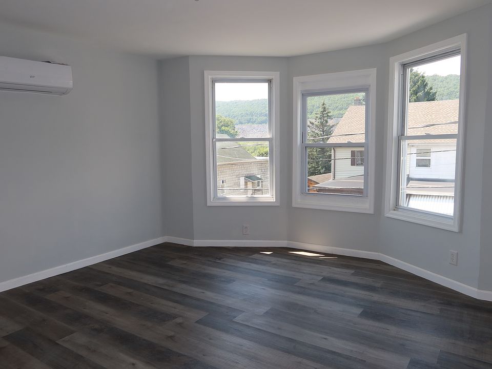 Front Bedroom