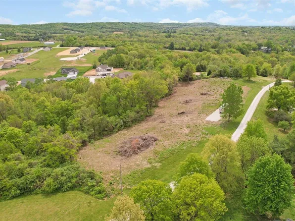 8 Riverview Dr, Labadie, MO 63055