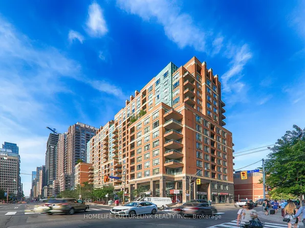 889 Bay St, Toronto, ON