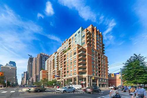 889 Bay St #801 Photo 1