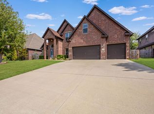 1011 Hunters Pointe, Bentonville, AR 72713