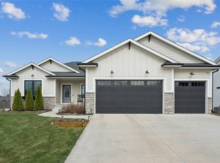 3471 NW 178th St, Clive, IA 50325
