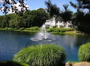 76 Lakeview Dr #34, Manorville, NY 11949