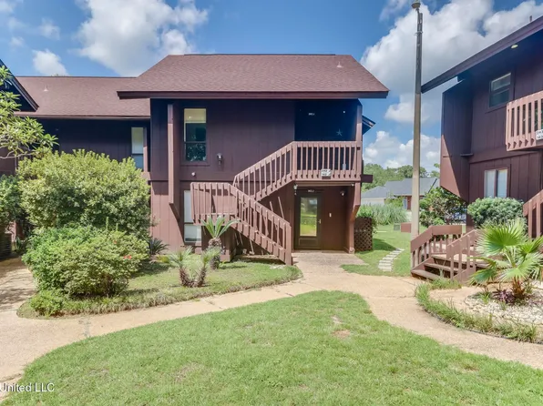 242 Molokai Vlg Building J, Diamondhead, MS 39525