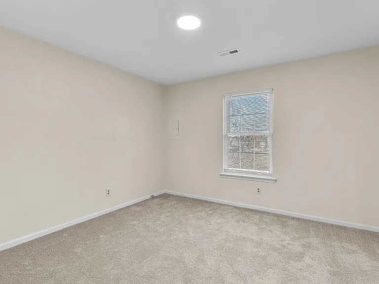 1110 Chapel St — Photo 11