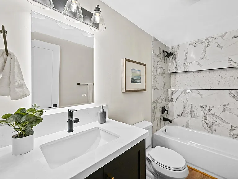1162 Erica St — Photo 13