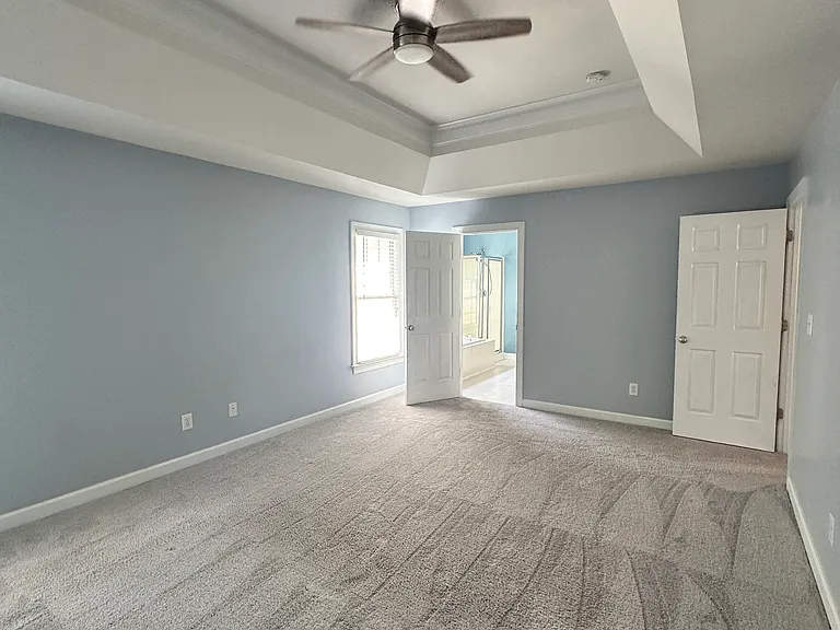 717 Bluffcreek Dr — Photo 29