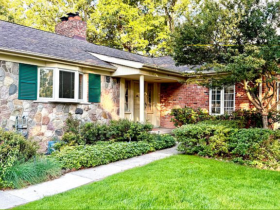 2nd image of 1448 Inwoods Cir