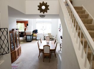 319 Larsdotter Ln, Geneva, IL 60134