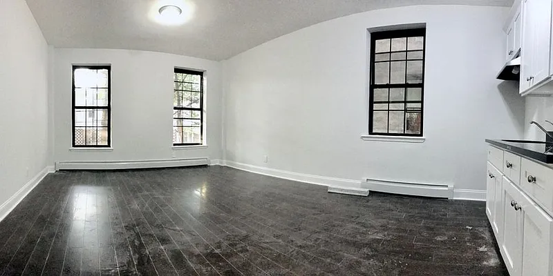 Rented by Zjama Realty Corp | media 5