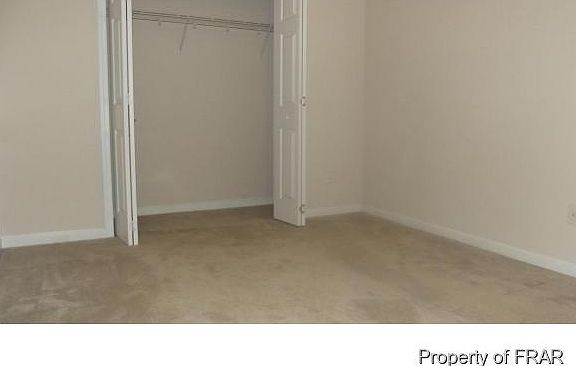 4th image of 55 Parkton Ct W