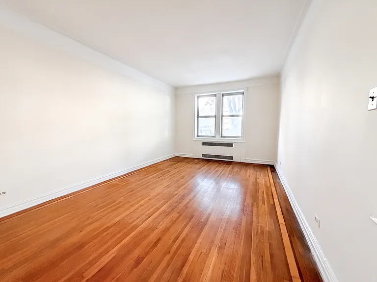 8210 19th Ave #10 — Photo 1