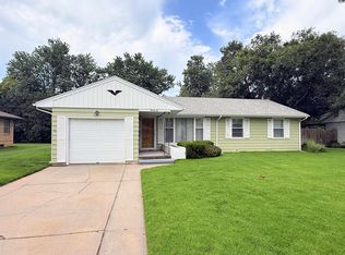 36 Lawndale Park, Hutchinson, KS 67502